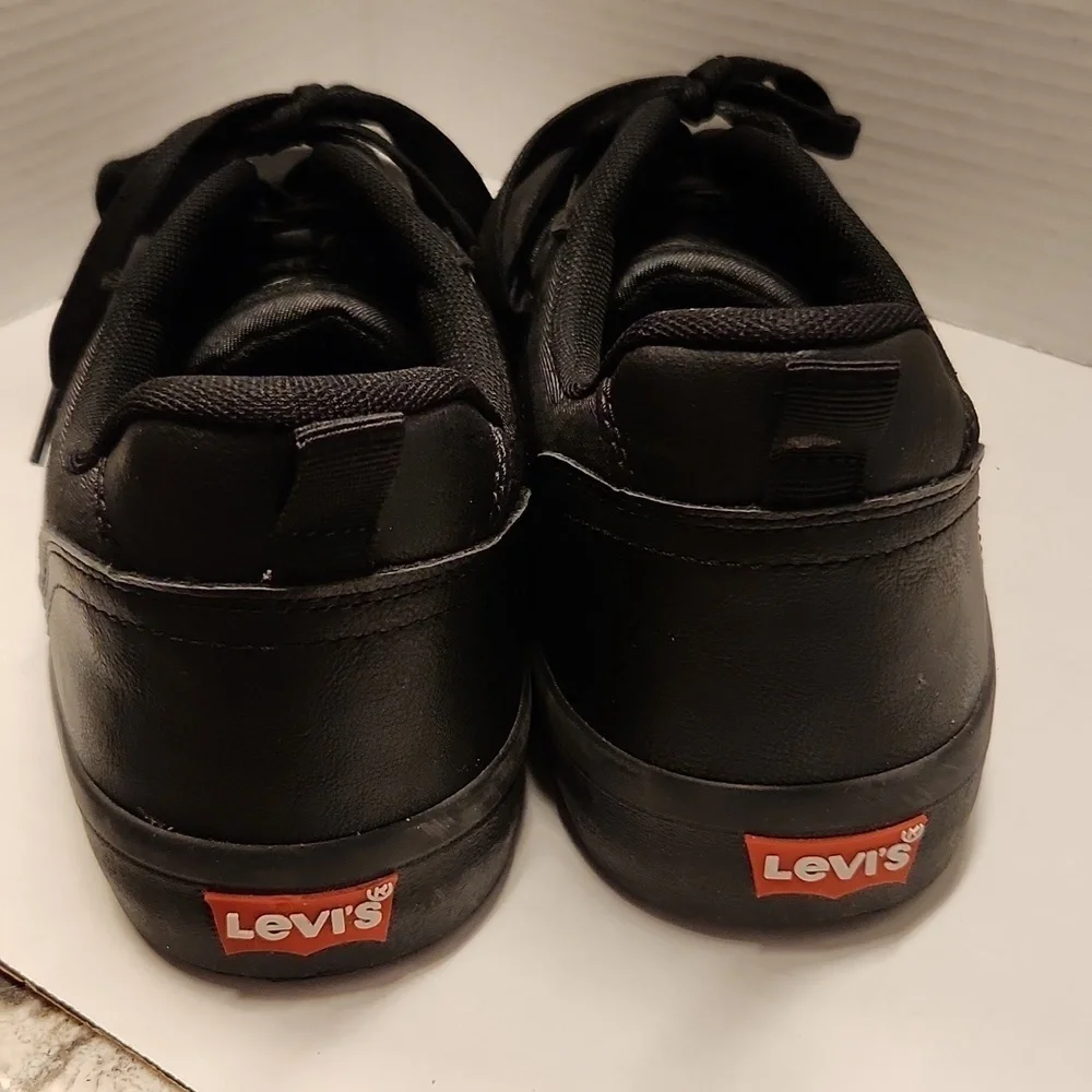 Levis Shoes Mens Size 13 Comfort Sneakers